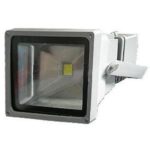 Светодиодный прожектор 30 Вт. аналогичен по яркости свечения 300W галогенному светильнику