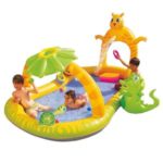 Надувной игровой центр Bestway Джунгли-Сафари (290х170х137 см)