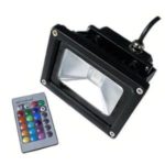 Светодиодный RGB-прожектор 10 Вт. аналогичен по яркости свечения 100W галогенному светильнику
